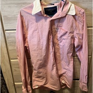 American Eagle medium button down long sleeve collared t-shirt. Need ironed out